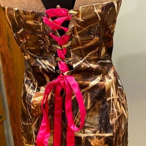 Mossy Oak Camo Formal with hot pink laced ribbon and rhinestone jewel pin